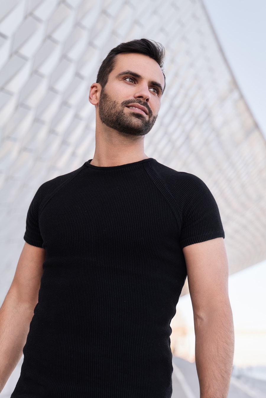 Camiseta Negra Slim Canalé